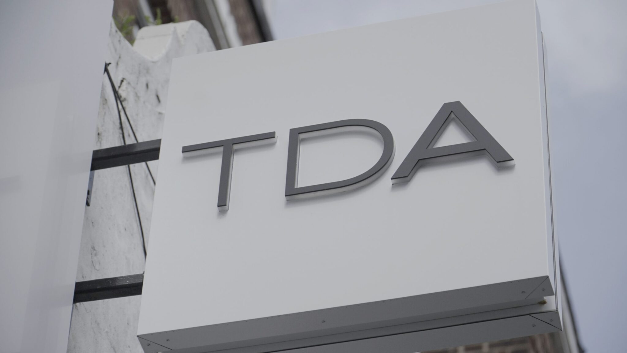 - The Dental Article Image gallery marquee